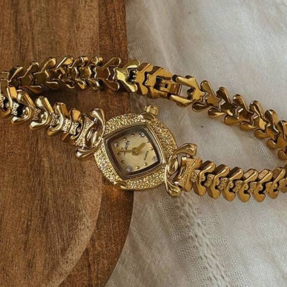 Gold Vintage Retro French Watch